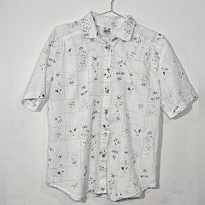 Vintage Tap & Co Women's Shirt Sz M Short Sleeve White Floral Camp Retro Read De